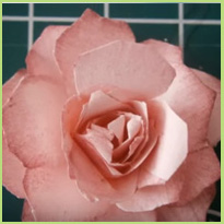 Papieren roos - Knutselen voor Moederdag
