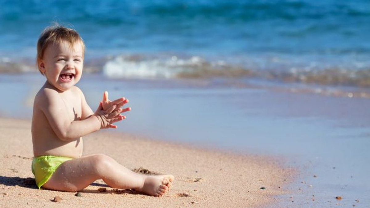 Baby in de zon