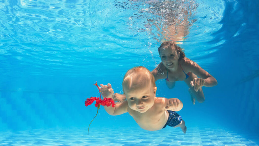 Babyzwemmen - een bijzondere ervaring voor beiden