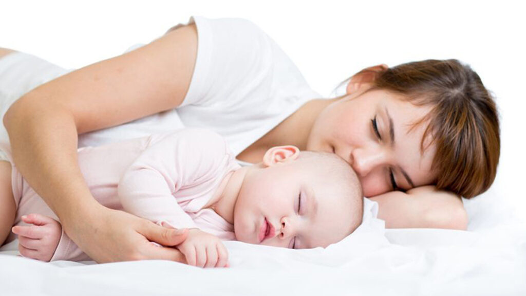 Co-sleeping of samen met je kindje slapen: is het veilig?