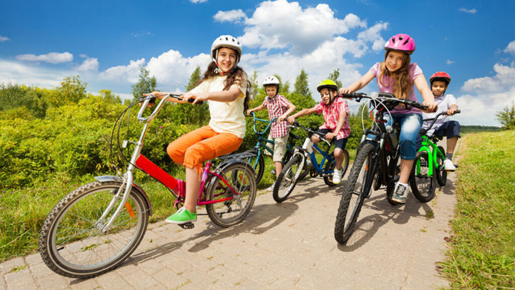 Op de fiets naar school