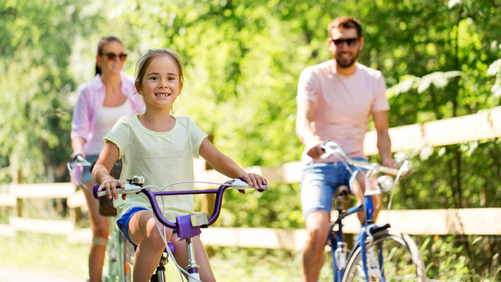 Geen auto, wel kinderen. Ouders vertellen hoe dat is!