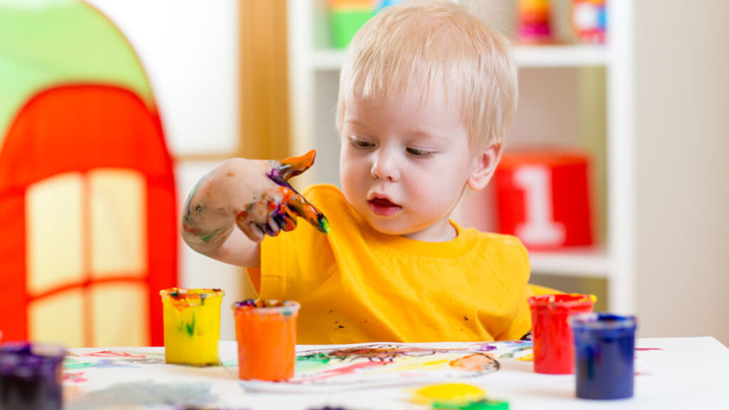 Sensory play: Stimuleer de zintuigen van je peuter!