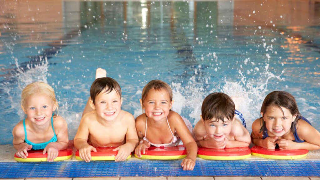 Is het zwembeleid tijdens Corona eigenlijk wel verantwoord?