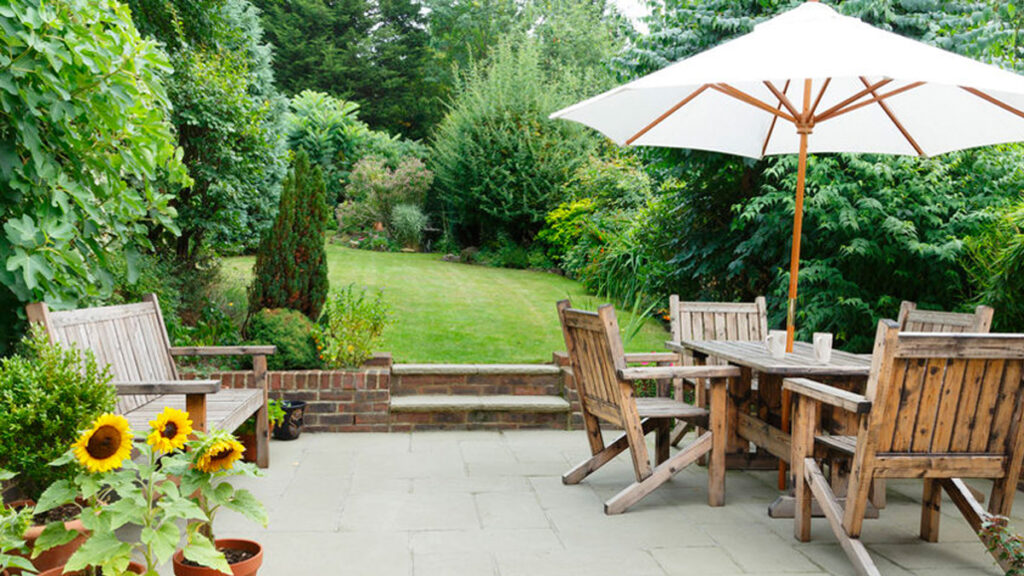 Deze parasol past het beste bij jouw tuinstijl