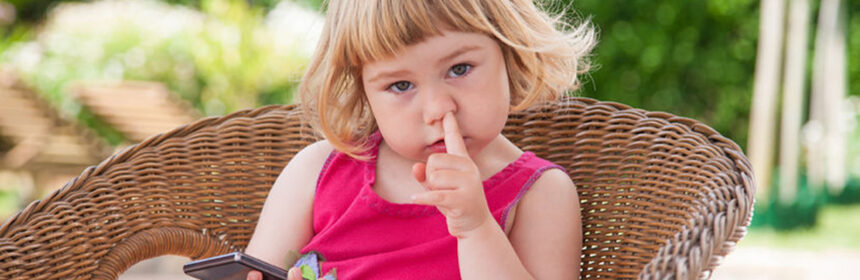 Spuitluiers en poppetjes van snot