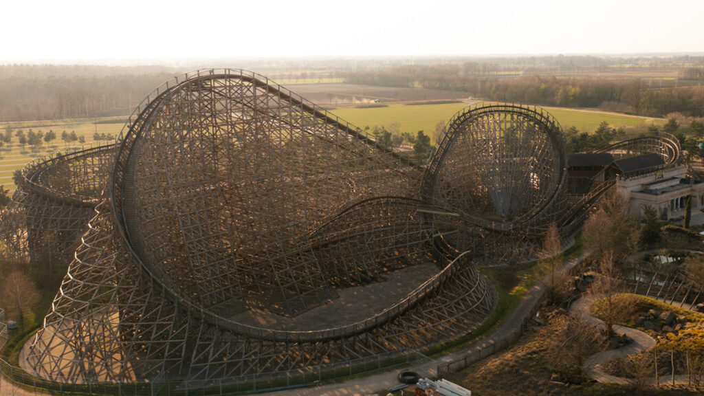 Attractiepark Toverland organiseert een 24-uurs achtbaanmarathon