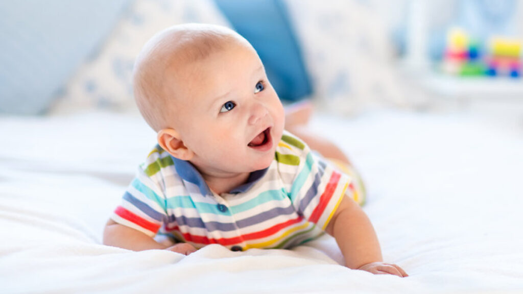 Met tummy time stimuleer je de ontwikkeling van je baby!